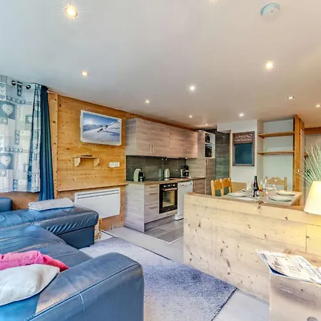 Spacious Ski-in Out With Mountain Views Appartement
